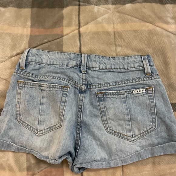 Rip Curl Denim Shorts Size 25 - Picture 2 of 2